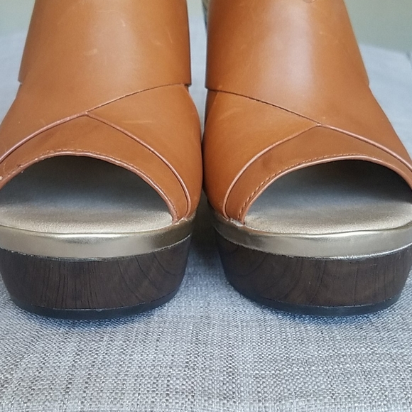 NEW Kenneth Cole Reaction Womens Coast Platform - Picture 10 of 10